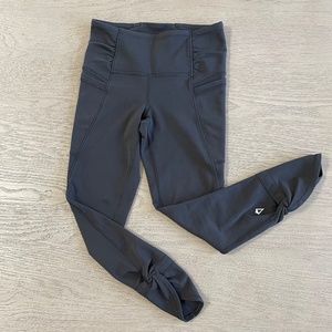 RARE Ivivva cropped special design leggings